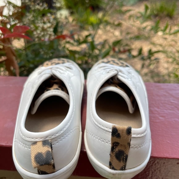 Old Navy toddler girl slip on sneakers size 10 - Picture 6 of 7